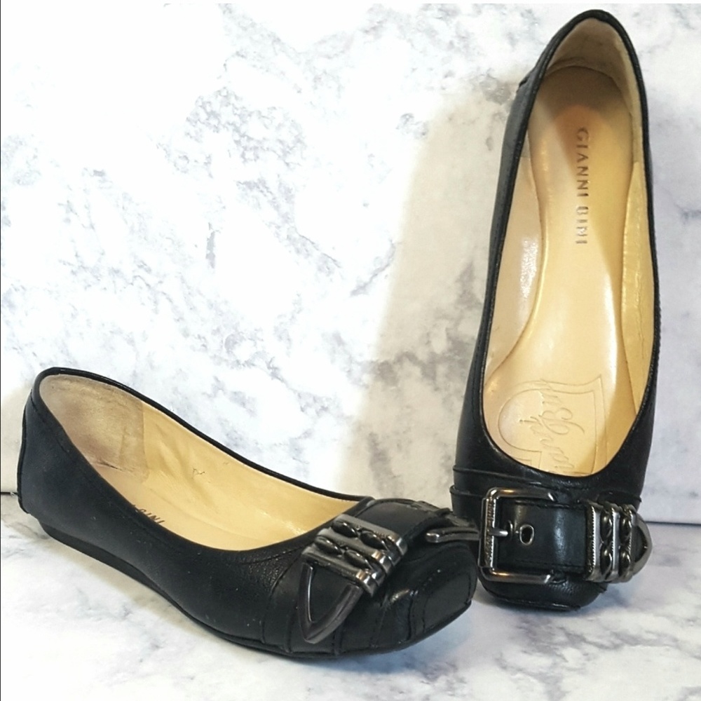 Gianni Bini Black Leather Buckle Ballet Flat Shoe